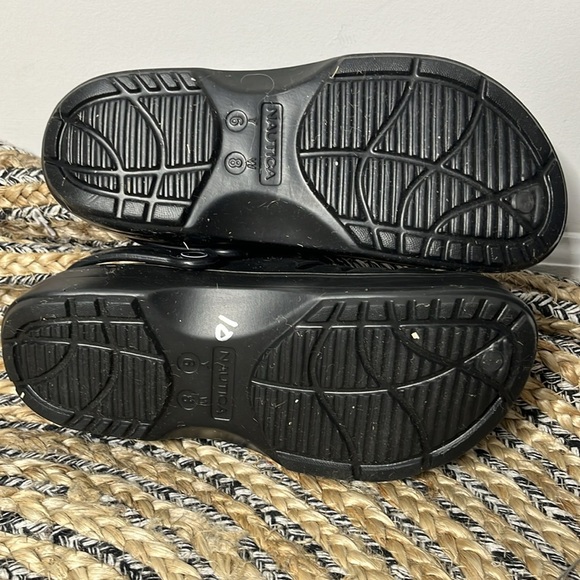 NAUTICA Women’s Black Cut Out Slide On Mules Clogs Size 8 - Picture 6 of 7